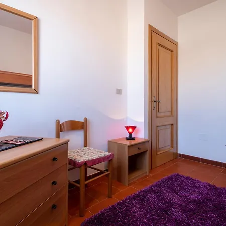 아파트 Casa Sara Lu Bagnu